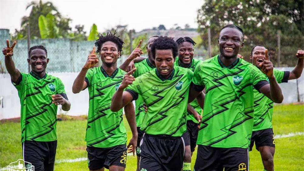 مدير نادي دريمز الغاني مازحا: "آمل أن يعتبر ’الكاف’ الفائز في مباراتنا ضد الزمالك بطل كأس الكونفدرالية بعد إلغاء لقاء نهضة بركان أمام اتحاد العاصمة"