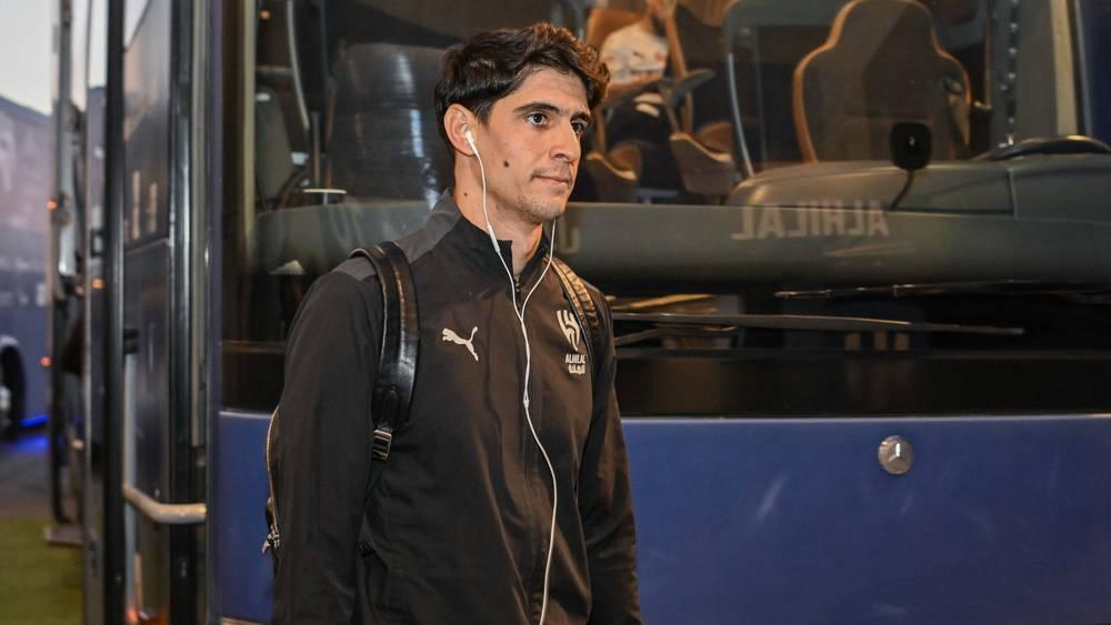 دوري أبطال آسيا/ جيسوس يستدعي بونو ويستبعد كوليبالي من قائمة أجانب الهلال في مواجهة العين