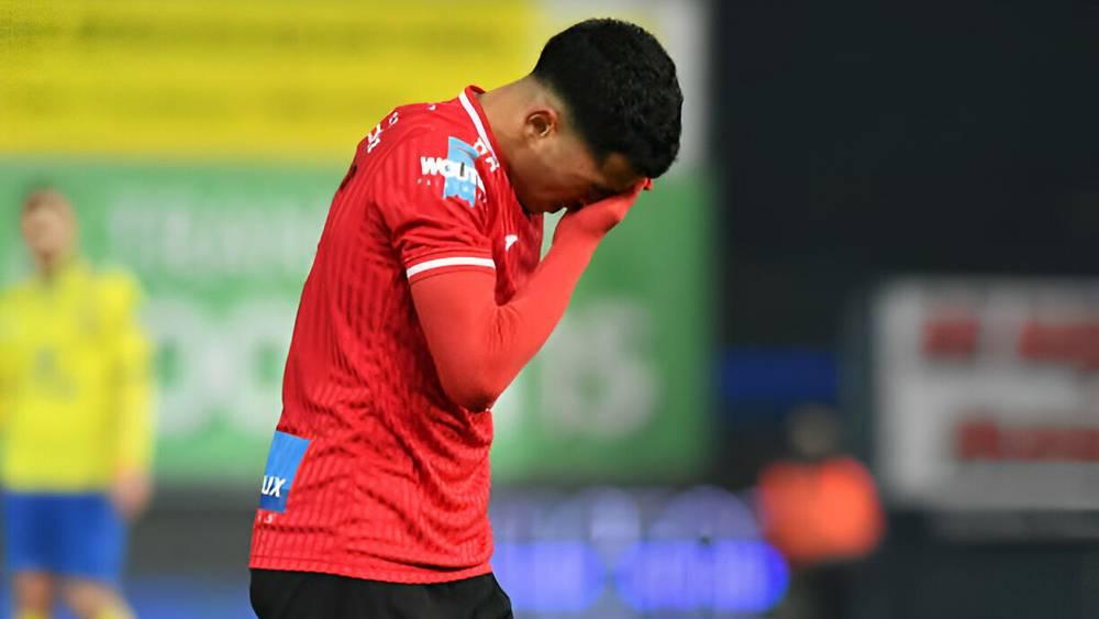 زكرياء الواحدي يتعرض لإهانات عنصرية بعد مباراة جينك وأندرلخت وفريقه يعلن عن متابعة الجناة قضائيا