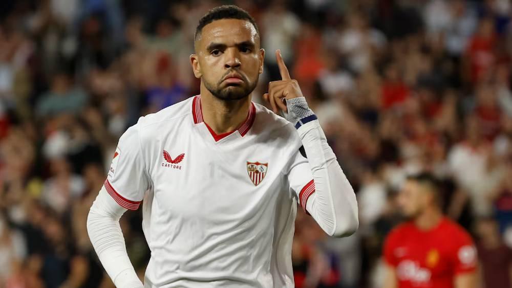 النصيري مرشح لجائزة أفضل لاعب في الدوري الإسباني لشهر أبريل