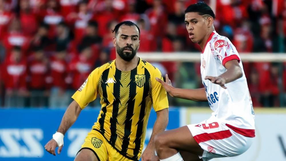 المغرب الفاسي يطرح تذاكر مباراته أمام الوداد الرياضي ويحدد أثمنتها في 30 و50 و100 درهم