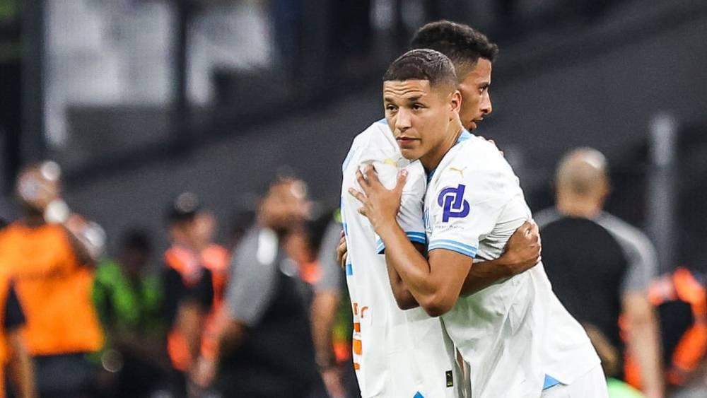 أولمبيك مارسيليا يتجه لتسريح أوناحي في الميركاتو المقبل والاحتفاظ بخدمات حارث