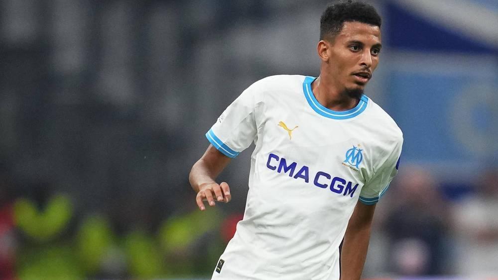 غاسيت (مُدرب مارسيليا): "أوناحي شعر بانزعاجات في إصبع قدمه الذي خضع لعملية جراحية.. هذه الإصابة لا تتوقف أبدا عن إزعاجه"