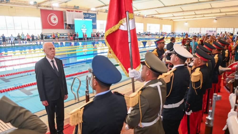 بعد توقيفهم بأمر من رئيس البلاد بسبب "حجب العلم".. مسؤولون تونسيون كبار في الرياضة قد يواجهون عقوبة الإعدام!