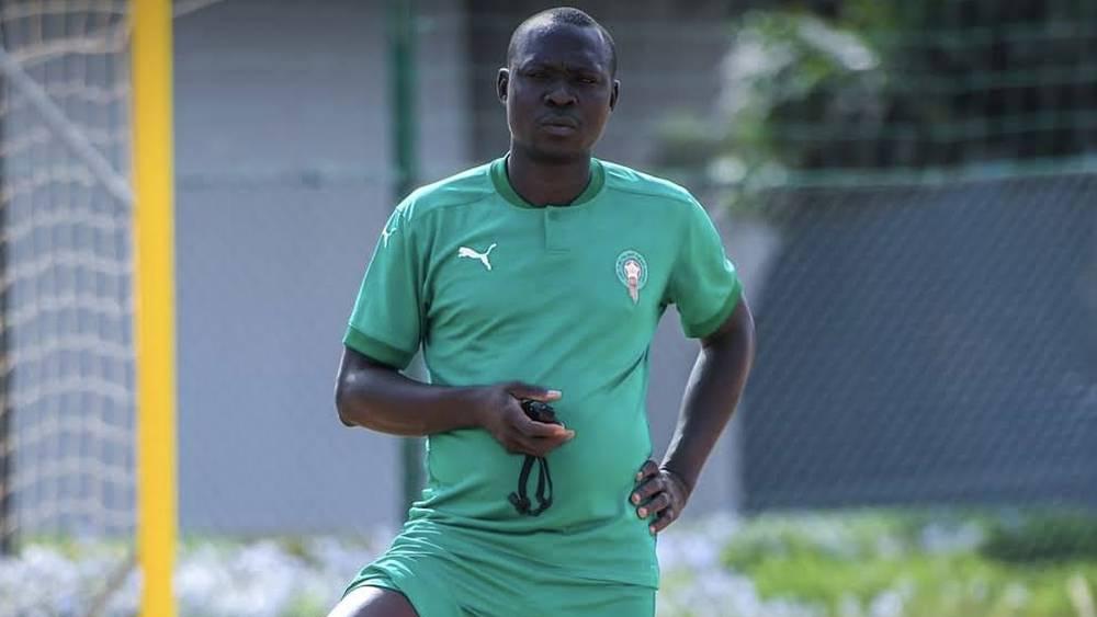 رسميا/ الجامعة تفسخ عقد مدرب منتخب الكرة الشاطئية "عمر سيلا" بالتراضي