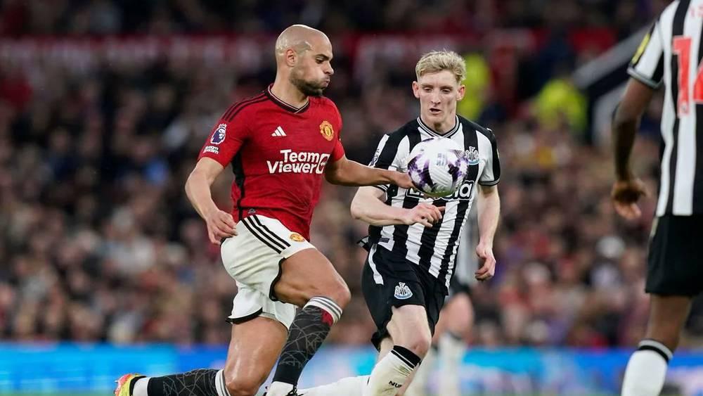 أمرابط: "لست في أفضل حالاتي ولكنني سعيد بالحصول على فرصتي أمام نيوكاسل"