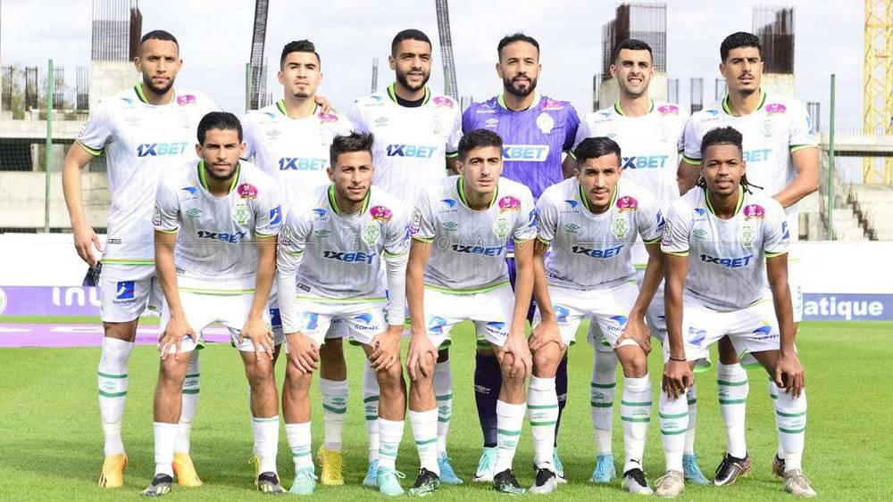 تشكيلة الرجاء أمام نهضة بركان.. زينباور يدفع ببوغرين وزريدة في الوسط وبوزوق وموهوب يقودان الهجوم
