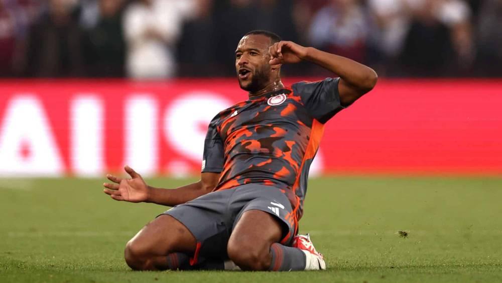 الكعبي: "اليوم أنام جيدا وآكل جيدا وأقوم بكل شيء بطريقة صحيحة.. في الماضي لم يكن لدي المال للقيام بذلك"