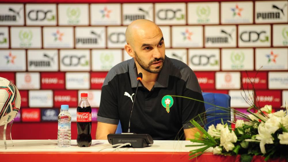 الركراكي يعقد ندوة صحفية الثلاثاء القادم للإعلان عن قائمة مبارتي زامبيا والكونغو