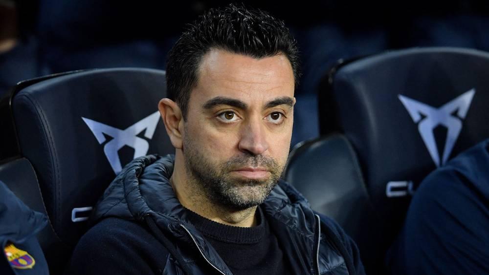 تشافي محذرًا فليك: "أقول للمدرب الجديد بأنه سيعاني وعليه أن يكون صبورًا"