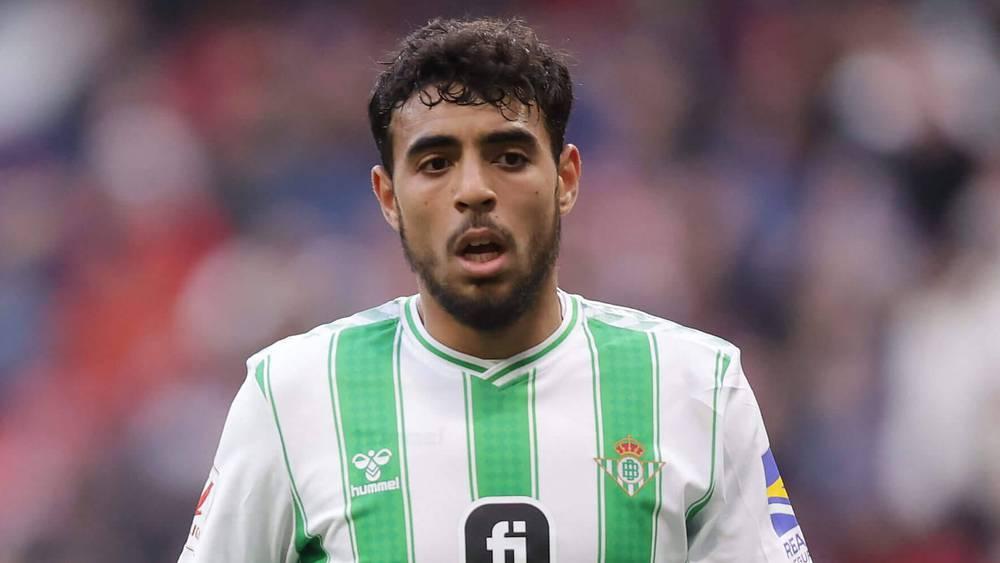 شادي رياض يجتاز الفحص الطبي تمهيدا لانتقاله إلى كريستال بالاس