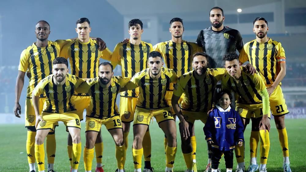 لاعبو المغرب الفاسي يُهدّدون بمواصلة الامتناع عن خوض الحصص التدريبية الأسبوع القادم في حال عدم أداء مستحقاتهم العالقة