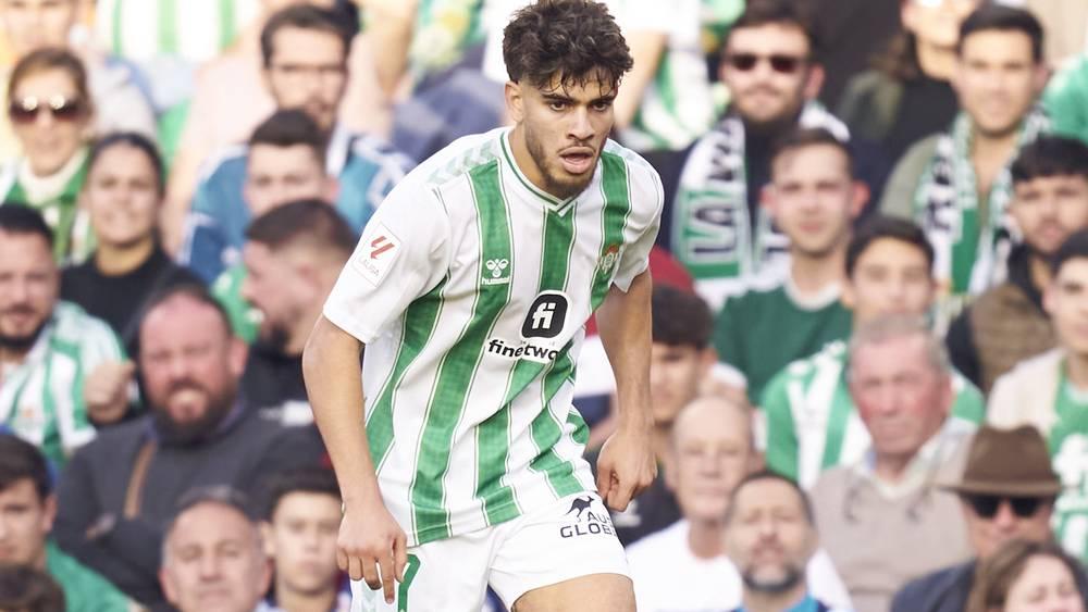 الزلزولي يتشبث بقرار البقاء في "الليغا" و3 خيارات أمام اللاعب من بينها الانتقال إلى ريال مايوركا