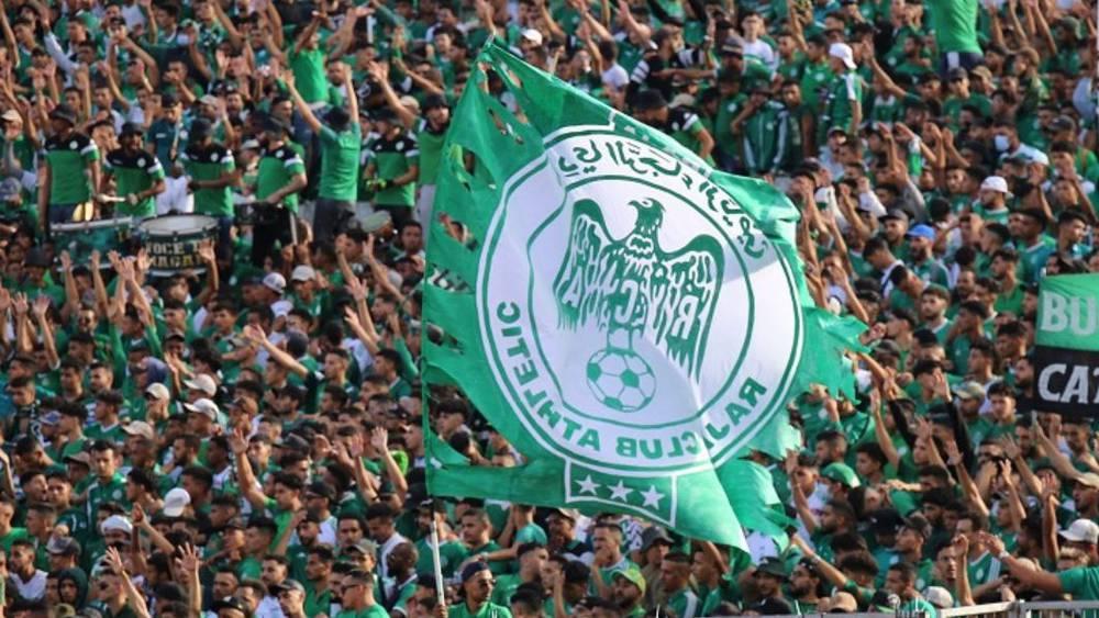 سلطات مدينة وجدة تمنع التنقل الجماعي لجماهير الرجاء لحضور مباراة الجولة الأخيرة أمام المولودية