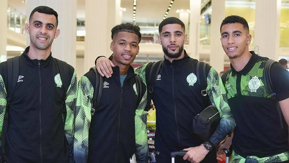 بعثة الرجاء تُسافر عبر الطائرة إلى وجدة لمواجهة المولودية بعد غد الجمعة