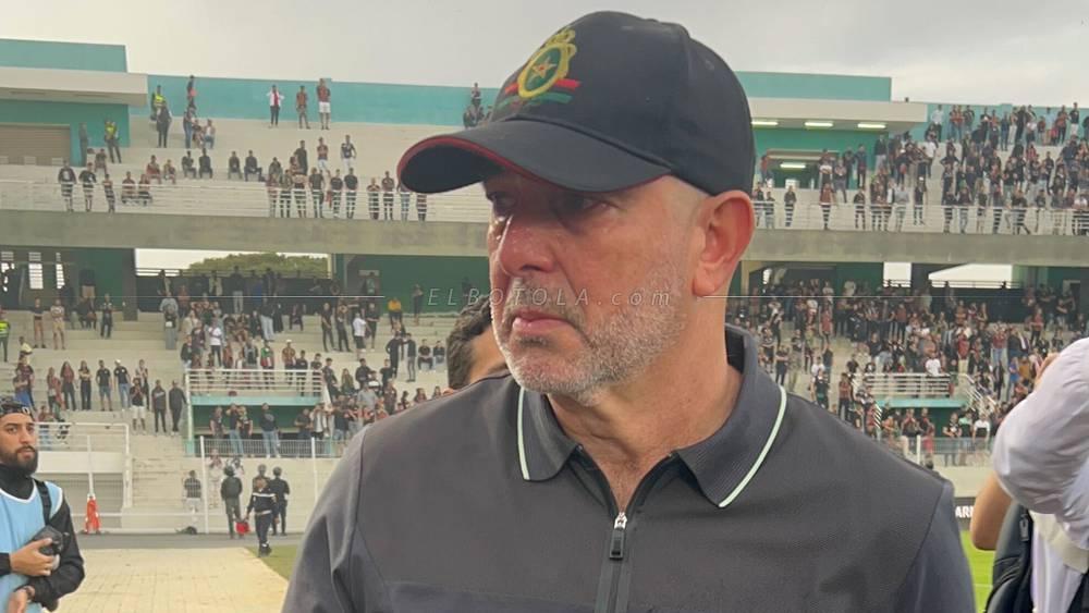 نصر الدين نابي في طريقه إلى مغادرة الجيش الملكي عقب كأس العرش بعد اتفاقه مع كايزر شيفس الجنوب أفريقي