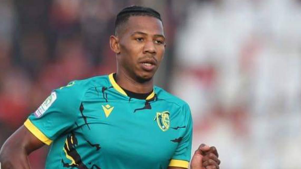 بن الطيب (لاعب ا. تواركة) لـ"البطولة": "حققنا موسما ناجحا على جميع النواحي وفخور بكوني واحدا من بين أفضل الهدافين"