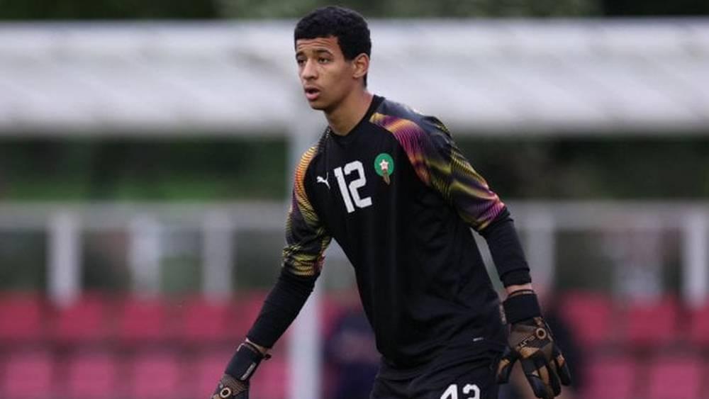 سفيان قراوي حارس المنتخب المغربي لأقل من 18 سنة يتوصل بـ4 عروض من الدوري البرتغالي والإنجليزي