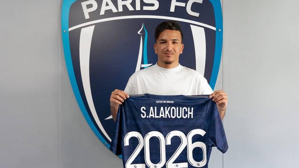 باريس إف سي الفرنسي يفعل بند شراء سفيان العكوش من ميتز ويوقع معه عقدا يمتد لموسمين