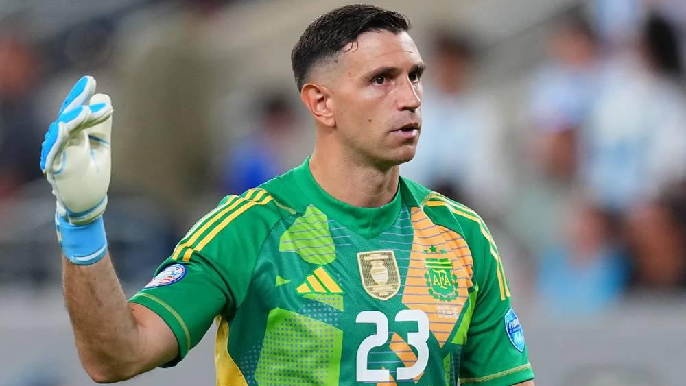 مجموعة المغرب/ أستون فيلا يرفض الترخيص لحارسه مارتينيز بالمشاركة في الأولمبياد رفقة الأرجنتين