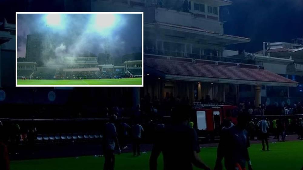 إلغاء مباراة بيراميدز وسموحة في الدوري المصري بعد اندلاع حريق في الملعب!