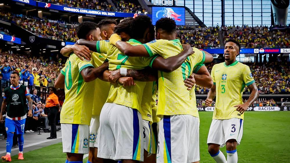 "كوبا أمريكا 2024"/ بِرُباعية أحرز منها فينيسيوس ثنائية.. البرازيل تكتسح الباراغواي (4-1)