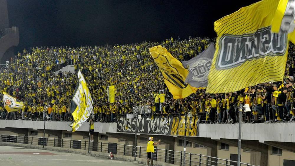 "فاتال تايغرز": "نعلن تأجيل موعد الوقفة الاحتجاجية مراعاة لطابع الحزن الذي يخيم على الوطن بسبب وفاة والدة ملك البلاد"