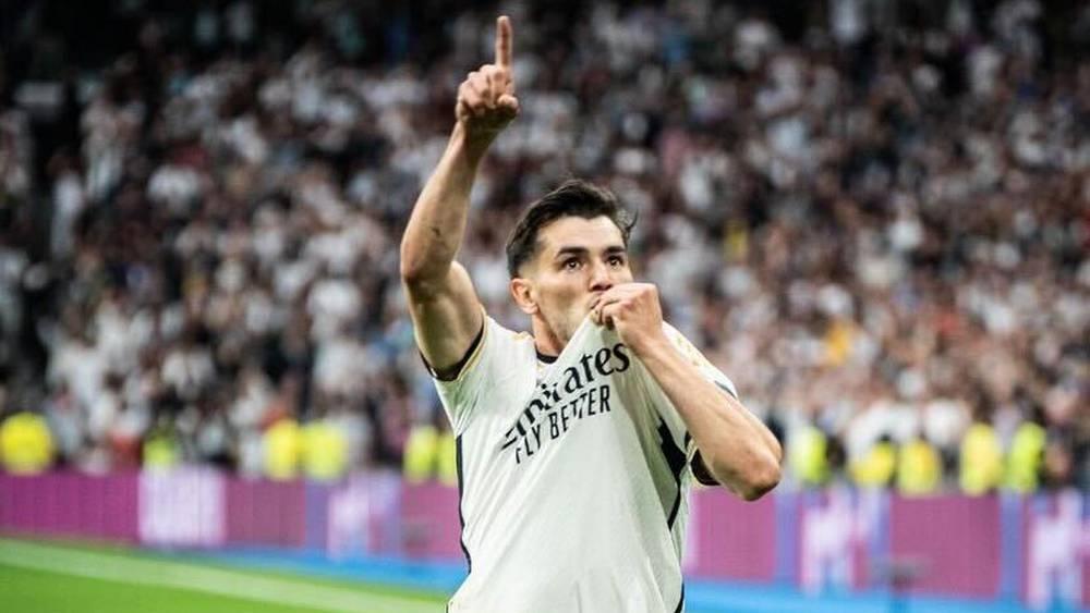 دياز يرفض عرضا بقيمة 100 مليون يورو للانضمام لدوري روشن السعودي