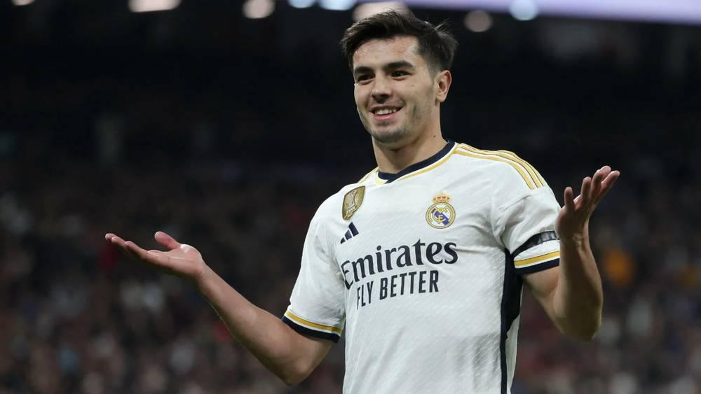 دياز: "سعيد بوجودي في ريال مدريد وبقدوم لاعبين جيدين لأن فريقنا يجب أن يضم الأفضل في العالم"