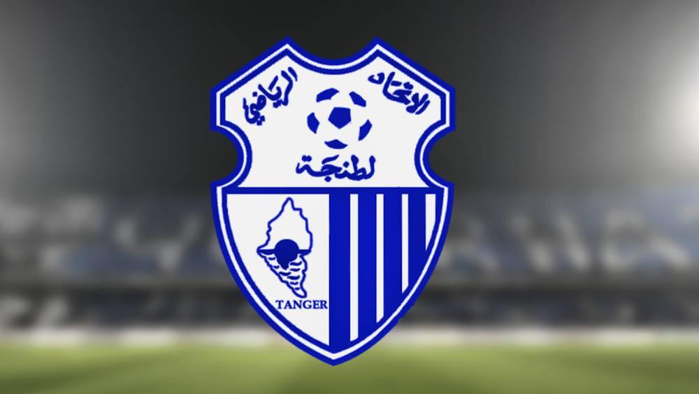 انقلاب قارب سياحي بالمضيق كان يَقِلُّ 3 لاعبين من اتحاد طنجة وإنقاذ لاعب واحد لحدود السّاعة