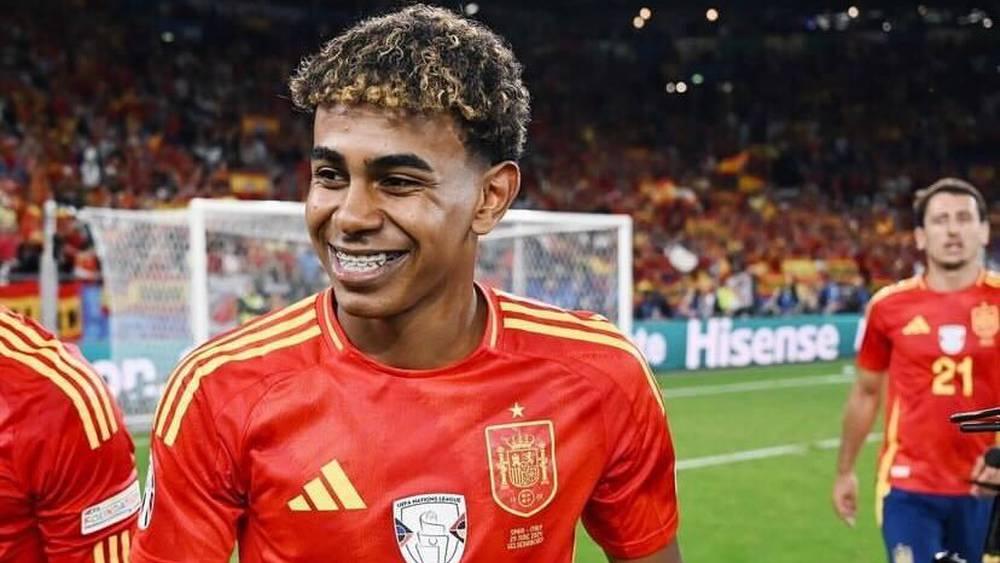 يامال يصبح أصغر لاعب يسجل هدفاً في تاريخ كأس أمم أوروبا