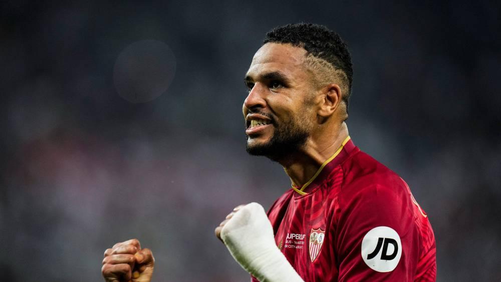 القادسية السعودي يُغري النصيري براتب سنوي يصل إلى 14 مليون يورو