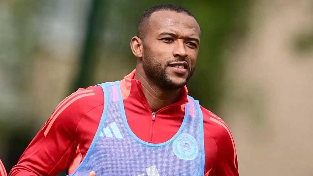 بعد ارتباط اسمه بالعديد من الأندية في الميركاتو الجاري.. الكعبي ينضم إلى تداريب أولمبياكوس استعدادا للموسم القادم