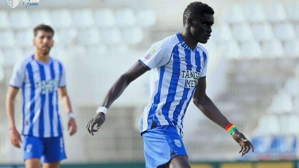 بعد ارتباط اسمه بالهلال السوداني.. اتحاد طنجة يوضح: "قرار ماديكي بانتقاله لفريق آخر يلزم ناديه الجديد بأداء مبلغ 250 مليون سنتيم"