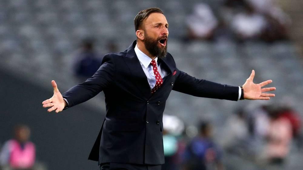 الرجاء يقترب من التعاقد مع المدرب الألماني "سيد راموفيتش" لخلافة زينباور