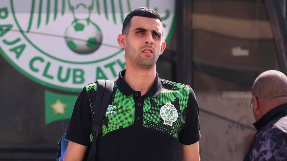 بعثة الرجاء تشد الرحال إلى تونس للدخول في معسكر "مغلق" استعدادا للموسم المقبل