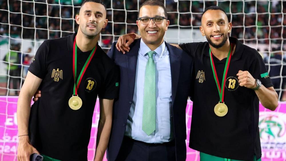 المكتب المديري للرجاء يعقد لقاء تواصليا مع منخرطي النادي لمناقشة عدة نقاط من بينها تسوية الوضع المالي وانتدابات اللاعبين