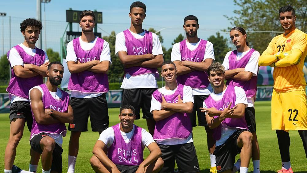 أولمبياد باريس/ المنتخب المغربي يجري حصة صباحية اليوم الخميس قبل السفر صوب باريس تأهبا لمواجهة نظيره الأمريكي