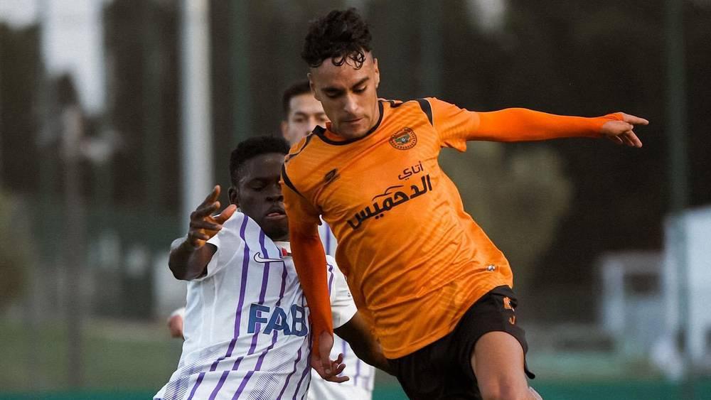 نهضة بركان يفوز وديا على العين الإماراتي (3-1) في إطار استعداداتهما للموسم الكروي المقبل