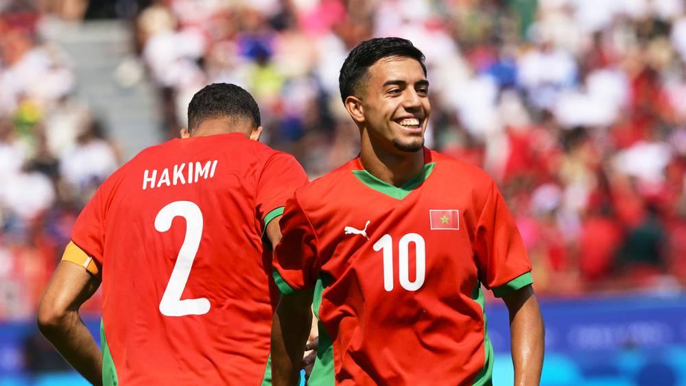 أخوماش: "اليوم حققنا الفوز بفضل الله وسنتوجه إلى مارسيليا بهدف الوصول للنهائي"