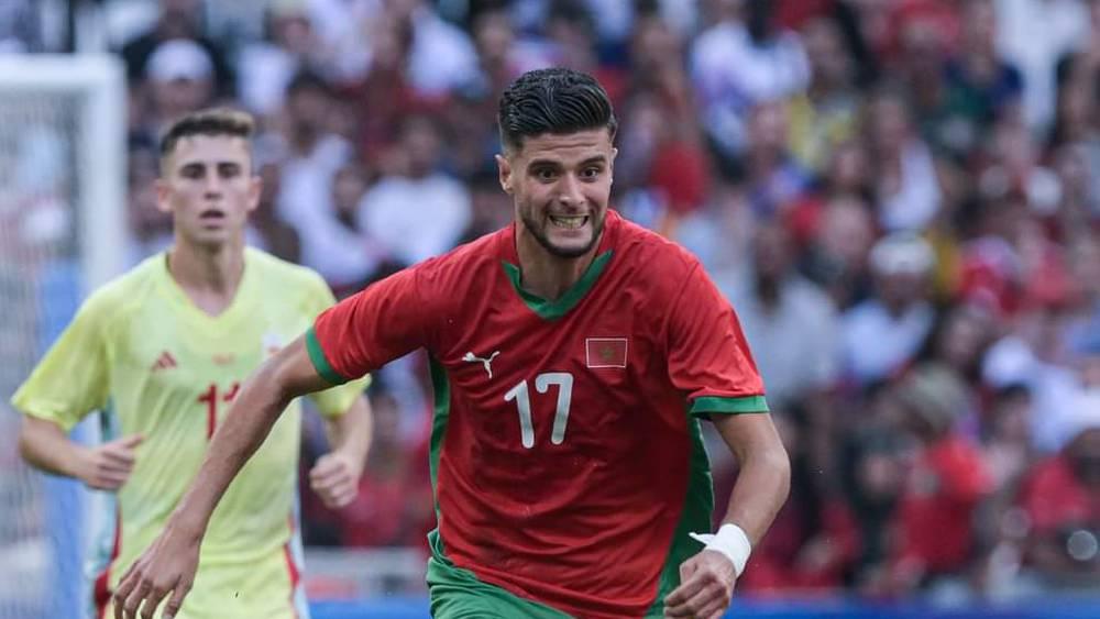 أسامة العزوزي يعلن غيابه عن مباراة مصر بسبب إصابته على مستوى الركبة