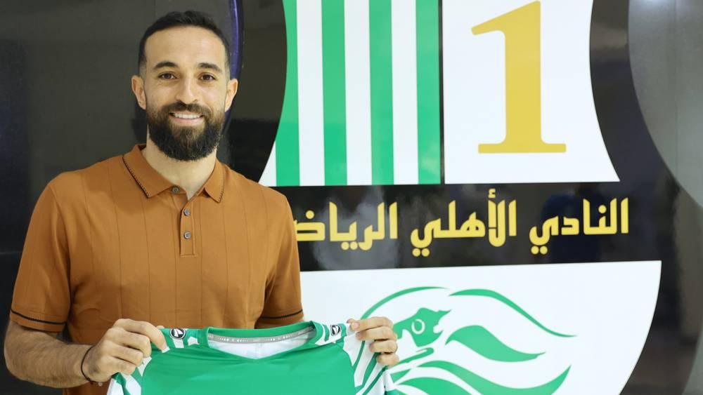 الأهلي القطري يُعلن تعاقده مع إدريس فتوحي لموسم واحد قابل للتمديد قادما من المرخية