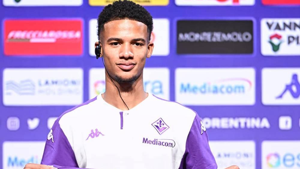 ريتشاردسون: "بوغبا قدوتي كرويا.. لم أفكر أبدا في لعب كرة السلة ومارست كرة القدم بفضل والدتي"