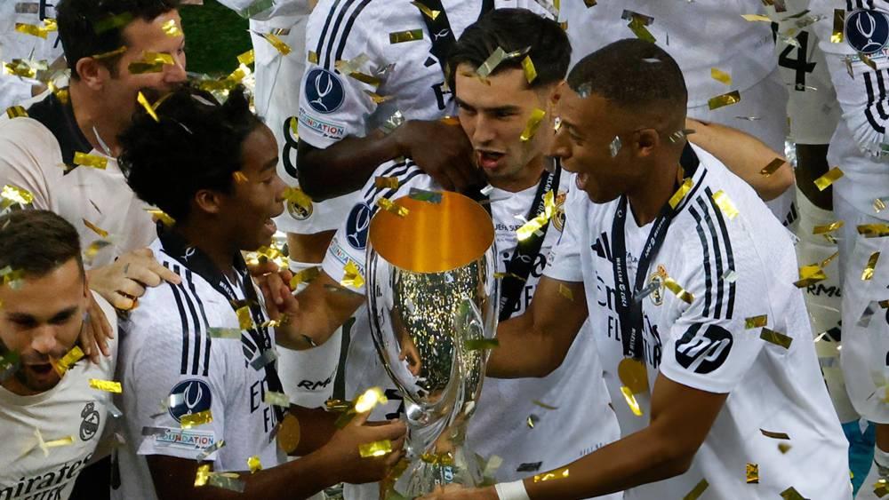 دياز يصبح رابع مغربي يتوج بكأس السوبر الأوروبية بعد الحدادي وحكيمي وزياش