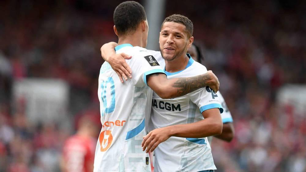 مدرب مارسيليا: "لا أعرف ما إذا كان حارث سيغادر أم لا لكنه لاعب مهم بالنسبة لنا"