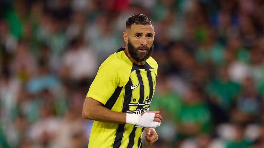 بنزيما يعلن البقاء في السعودية بعد اعتزاله: "الكرة السعودية لم تنل التقدير الذي تستحقه"