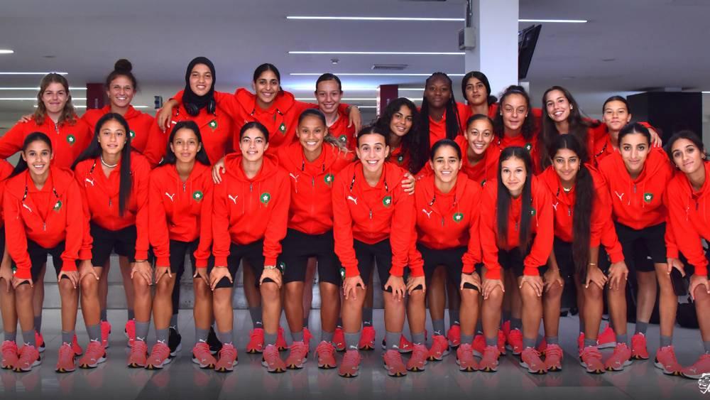 المنتخب المغربي النسوي تحت 20 سنة يصل إلى كومولمبيا تأهبا للمشاركة في المونديال