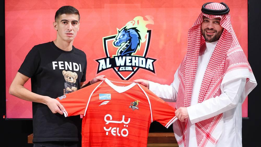 رسميا/ المكعازي ينتقل إلى الوحدة السعودي لموسم واحد قابل للتجديد