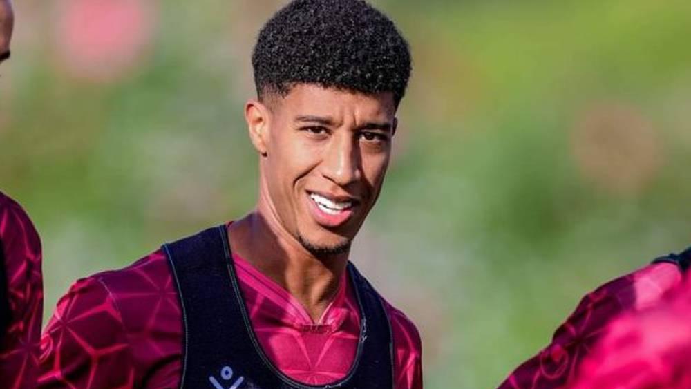 المغرب الفاسي يتعاقد مع حميد أحداد لموسم واحد