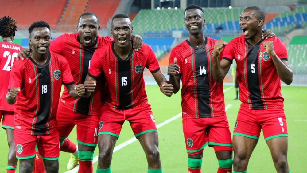 قبل مواجهته لبوركينا فاسو.. منتخب مالاوي أضاع حقيبته المحملة بجوازات السفر والأموال في سيارة الأجرة وسائق هذه الأخيرة يُعيدها بمحتوياتها الكاملة